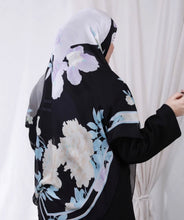 Load image into Gallery viewer, Night Slik Scarf