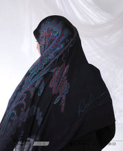 Load image into Gallery viewer, Night Slik Scarf